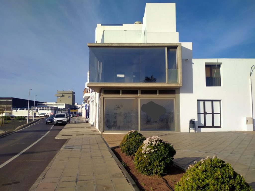 4c6756db-5acf-4e04-8c26-9511404abef6